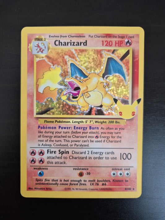 Charizard Holo 4/102 Celebrations 25th Anniversary Pokémon TCG - NEAR MINT