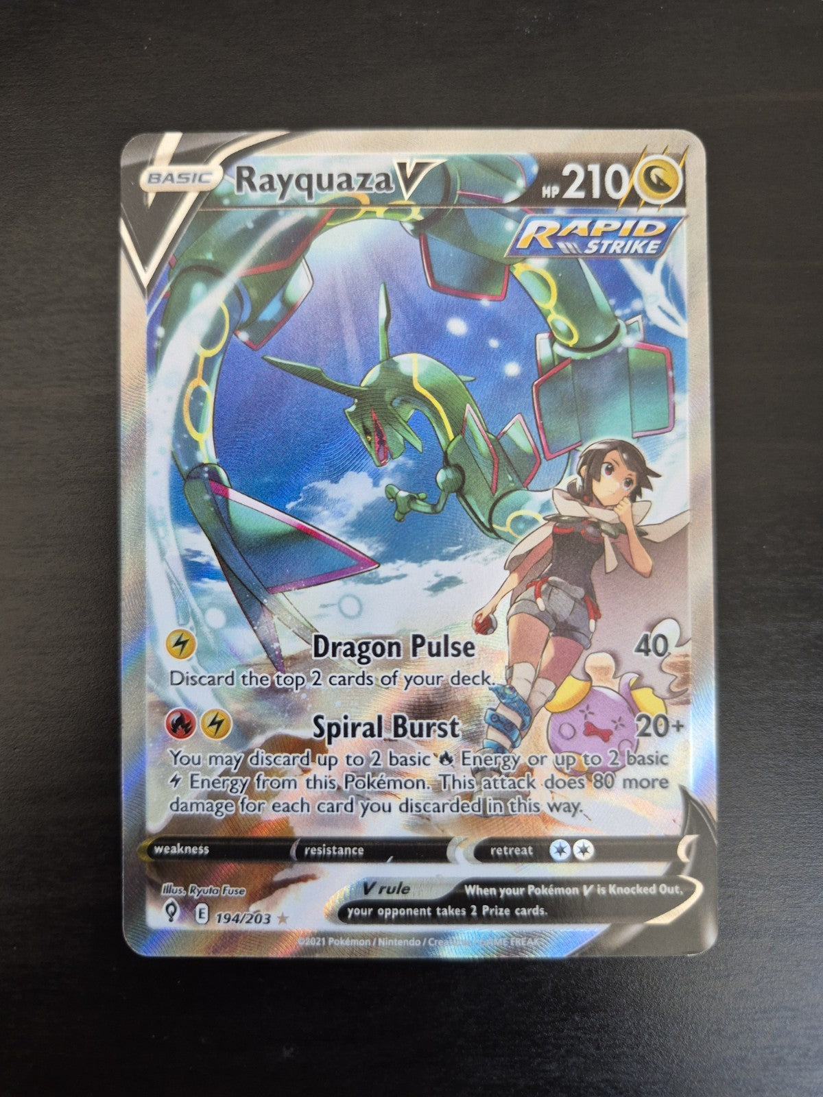 Rayquaza V Evolving Skies 194/203 Holo Ultra Rare Card Alt Art Pokémon Near Mint
