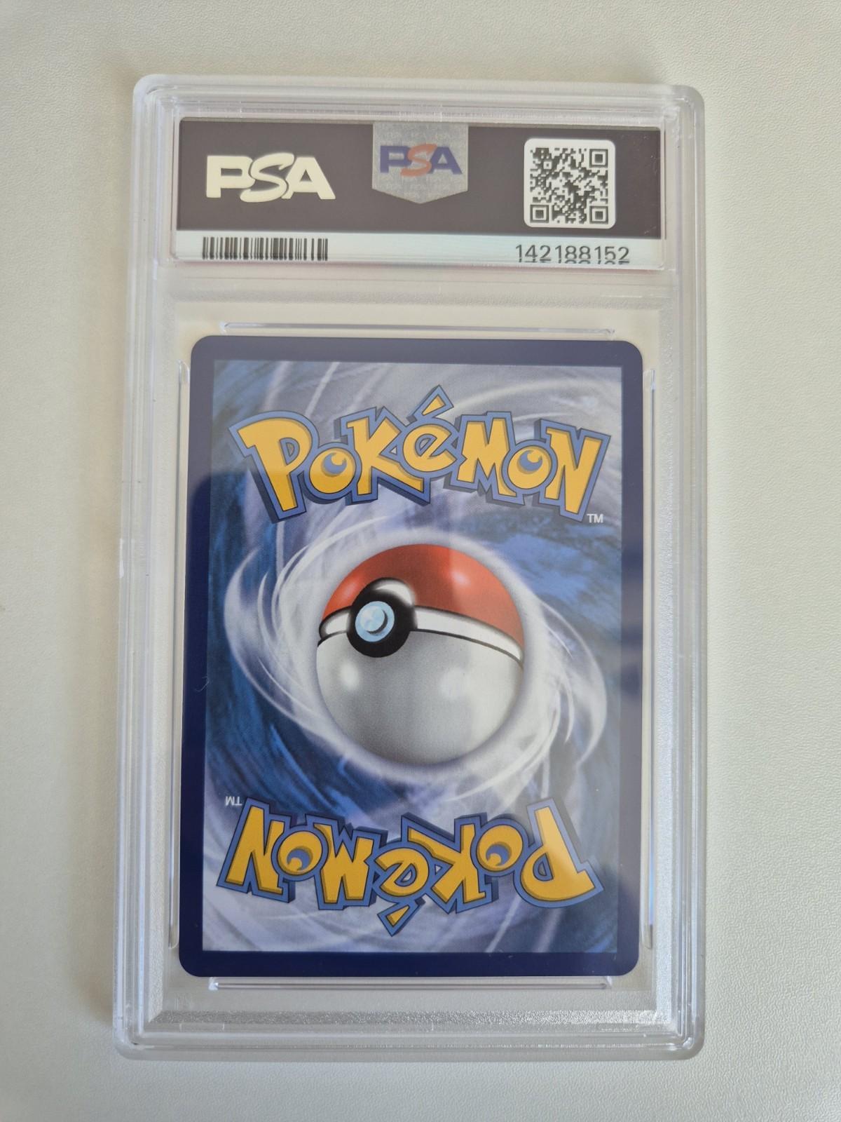 PSA 9 Umbreon VMAX 214/203 Evolving Skies Rainbow Full Art Pokemon TCG MINT