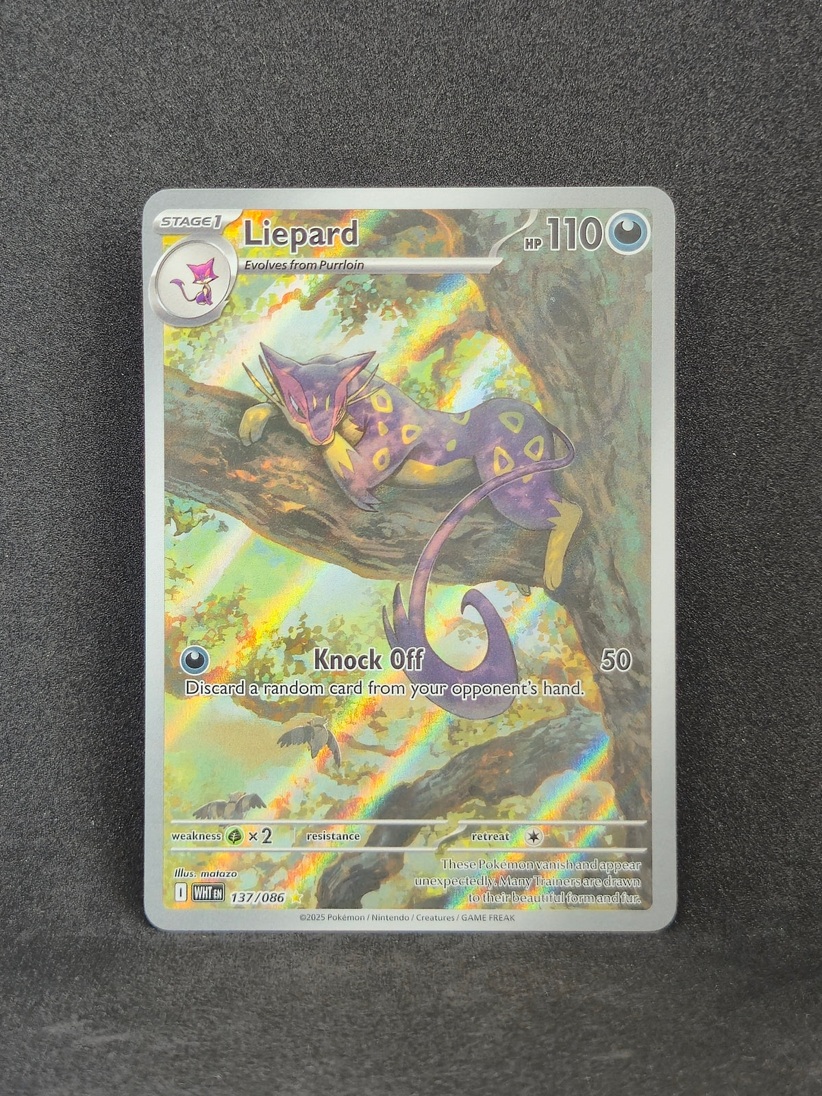 Liepard White Flare #137