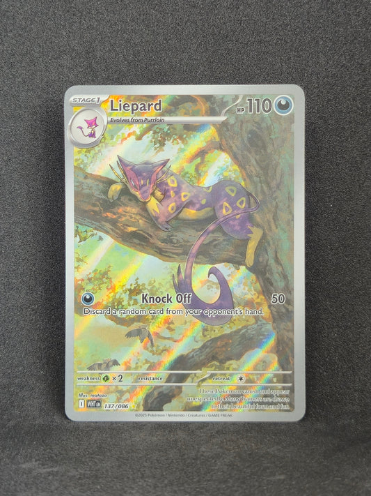 Liepard White Flare #137