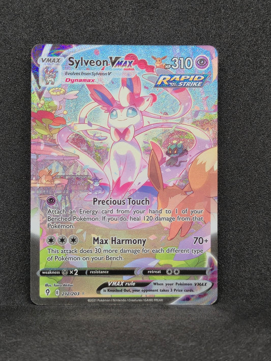 Sylveon VMAX Evolving Skies #212